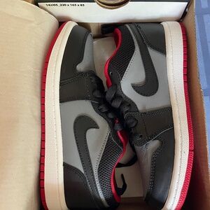 Boys Never Worn Jordan’s Low Size 13